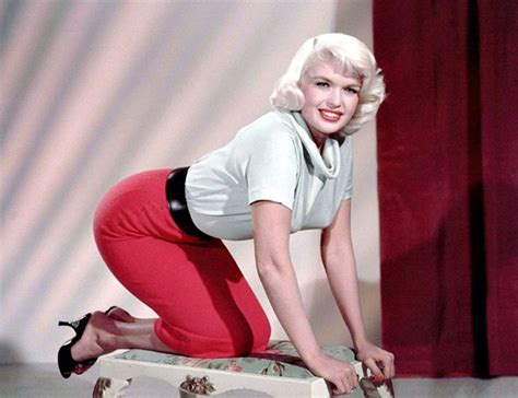 The Truth About Jayne Mansfield’s Physique Body。